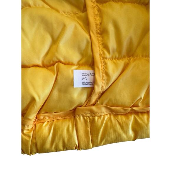 Primary Puffer Vest Yellow Quilted Lightweight Recycled Polyester size 8/9 - Picture 8 of 9